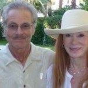 Meet your Posher, Carolynne